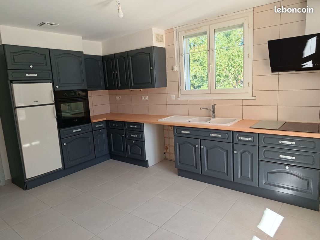 Appartement à louer, 54m², Gourdon