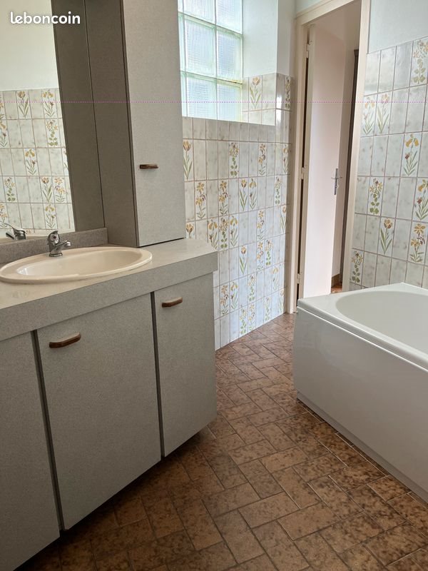 Maison à louer, 96m², Quiers-sur-Bézonde