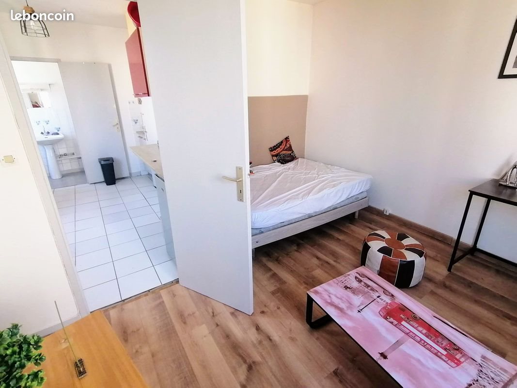 Appartement à louer, 26m², Niort