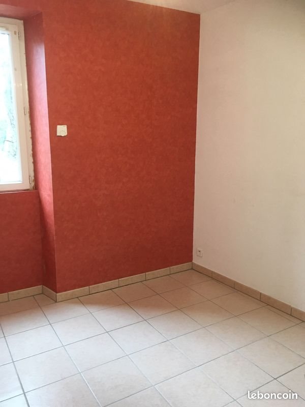 Appartement à louer, 45m², Vatan