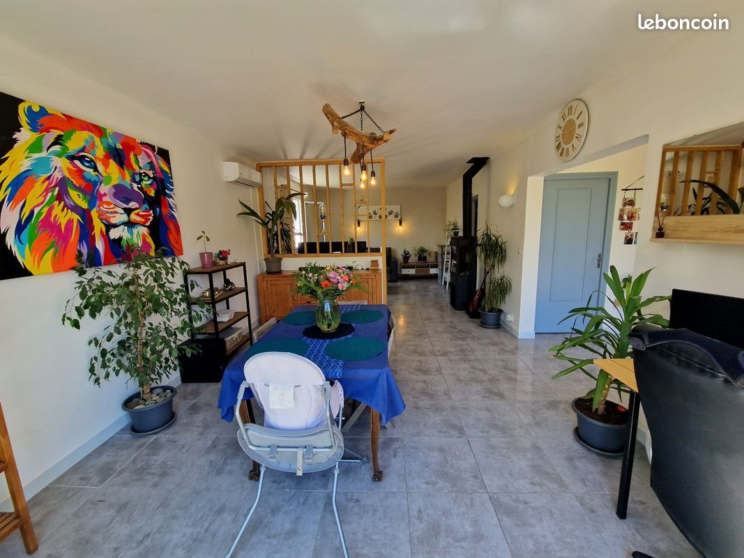 Maison à vendre, 127m², Leuc