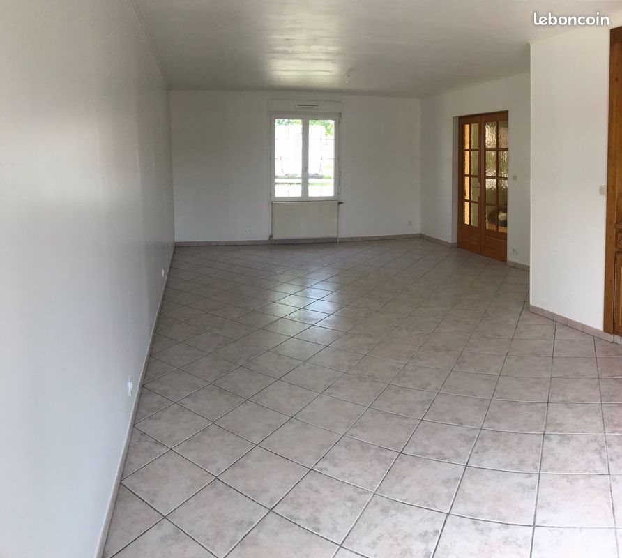 Maison à louer, 120m², Saint-Ouen-de-Mimbré