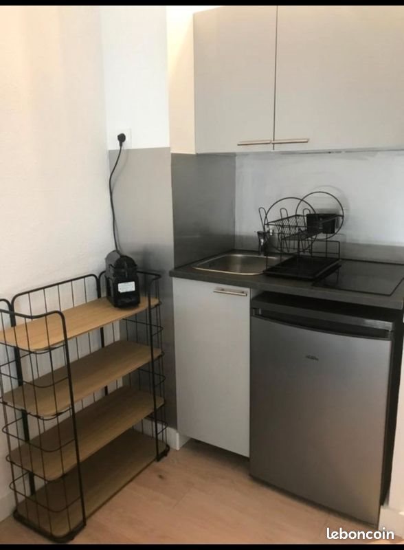 Appartement à louer, 17m², Sanary-sur-Mer