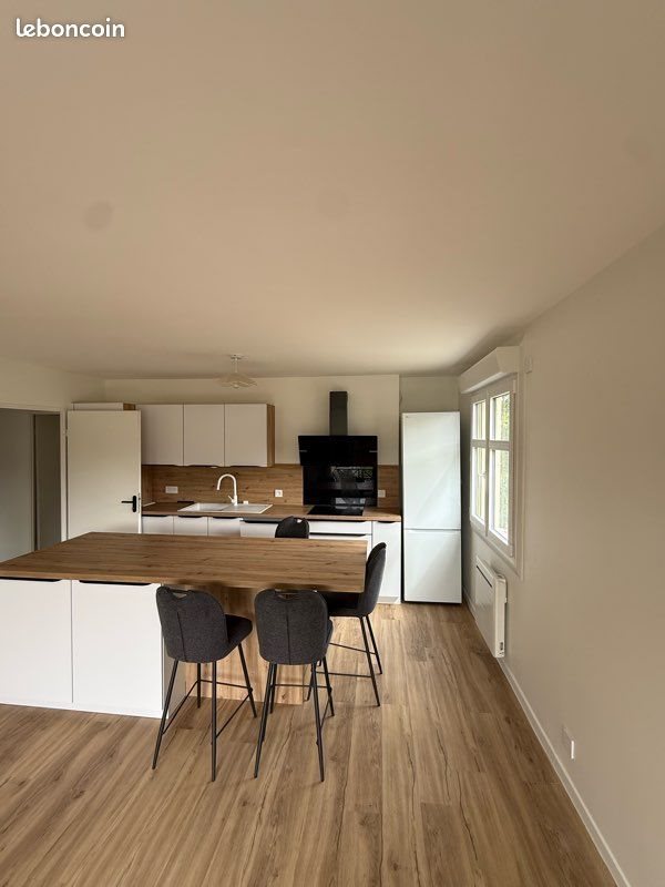 Appartement à louer, 90m², Châteaulin
