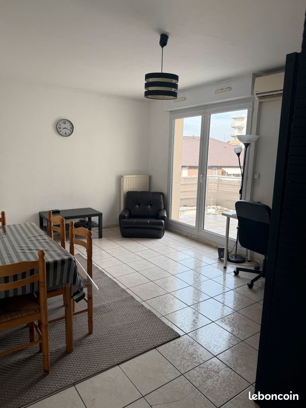 Appartement à louer, 33m², Pau