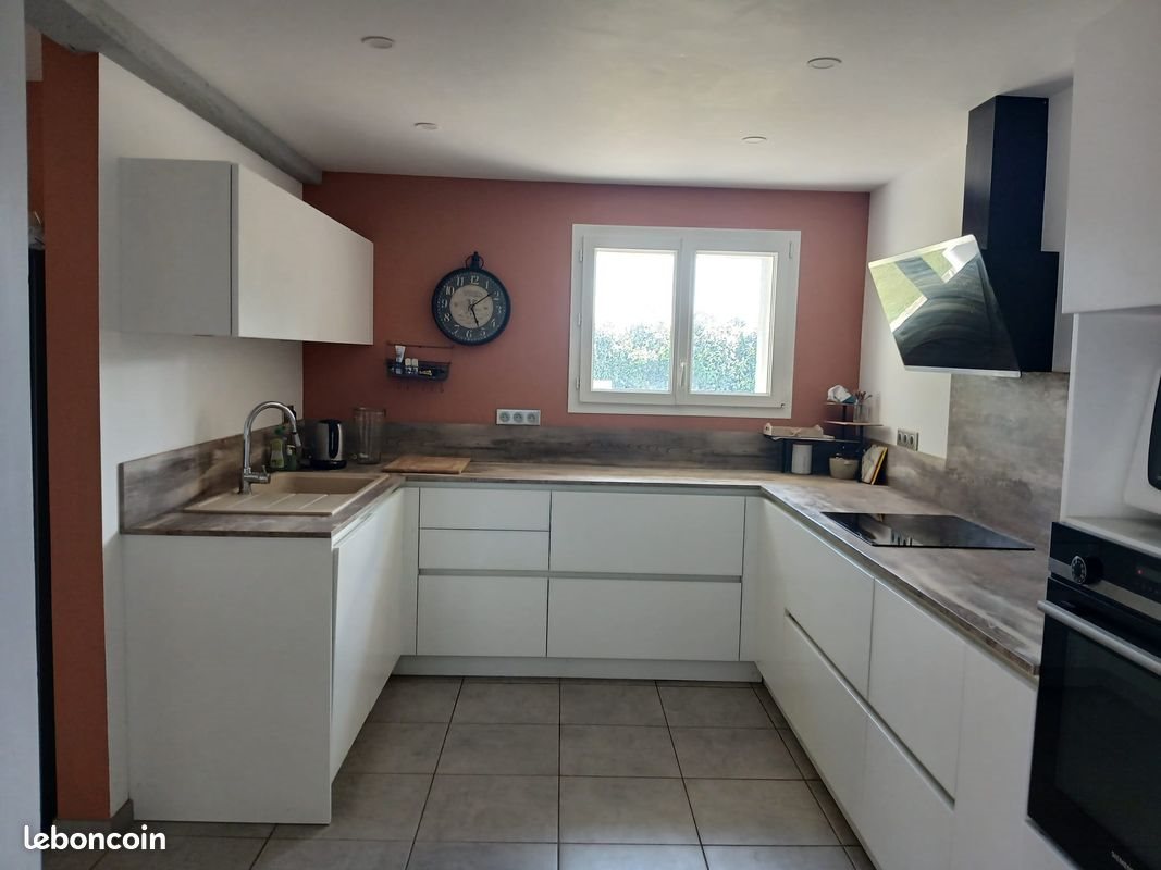 Maison à vendre, 200m², Valeyrac