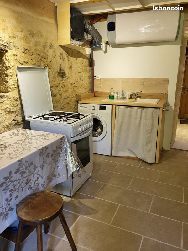Maison à louer, 42m², Treigny