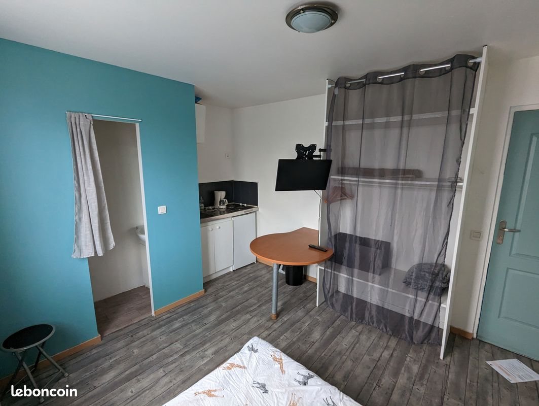 Appartement à louer, 12m², Vert-Saint-Denis
