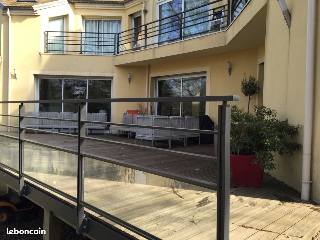 Maison à louer, 385m², Plaisir