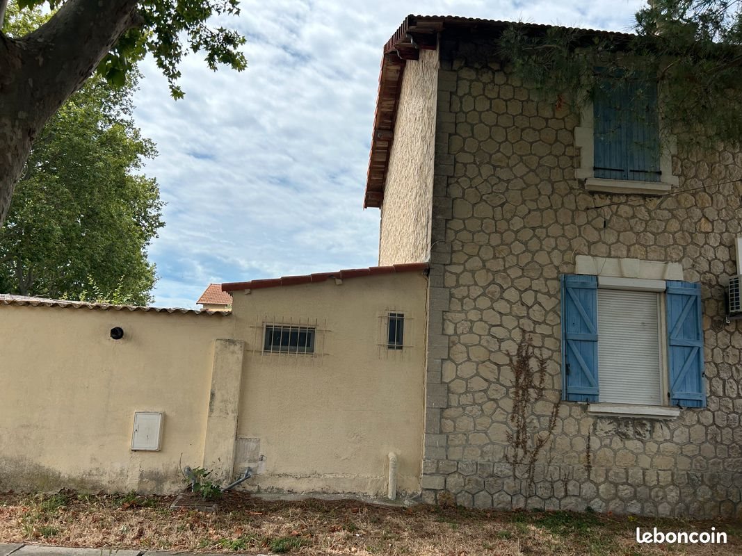 Maison à vendre, 86m², Salin-de-Giraud