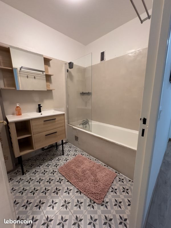 Appartement à louer, 74m², Nice