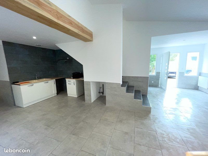 Maison à louer, 90m², Lamarque