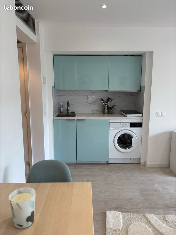 Appartement à louer, 25m², Antibes