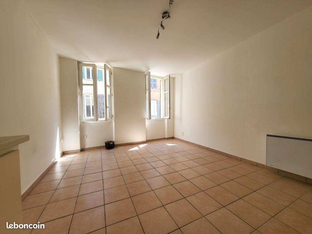 Appartement à louer, 37m², Tourves