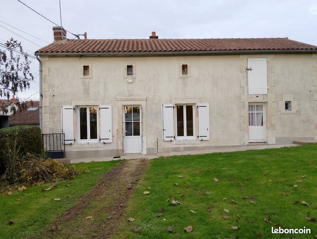 Maison à louer, 60m², Bouresse