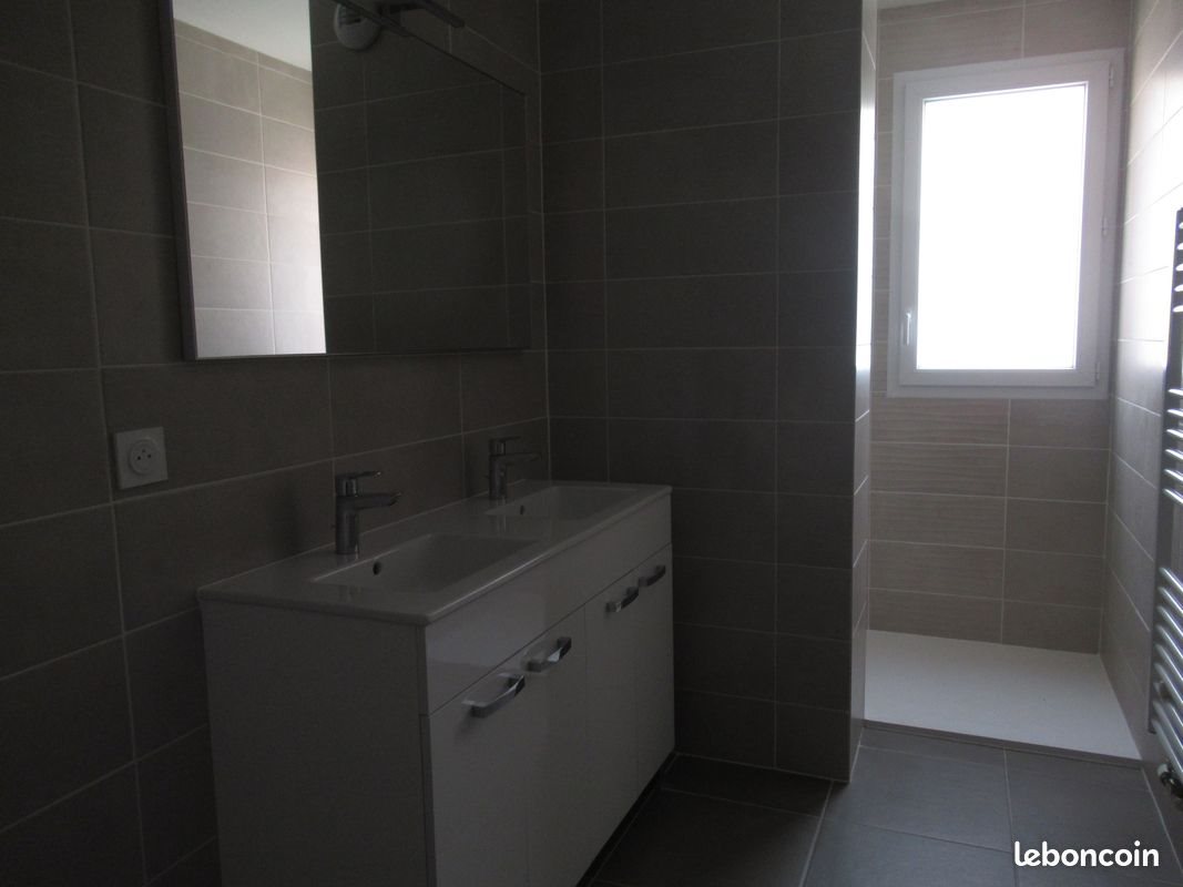 Appartement à louer, 84m², La Roche-Vineuse