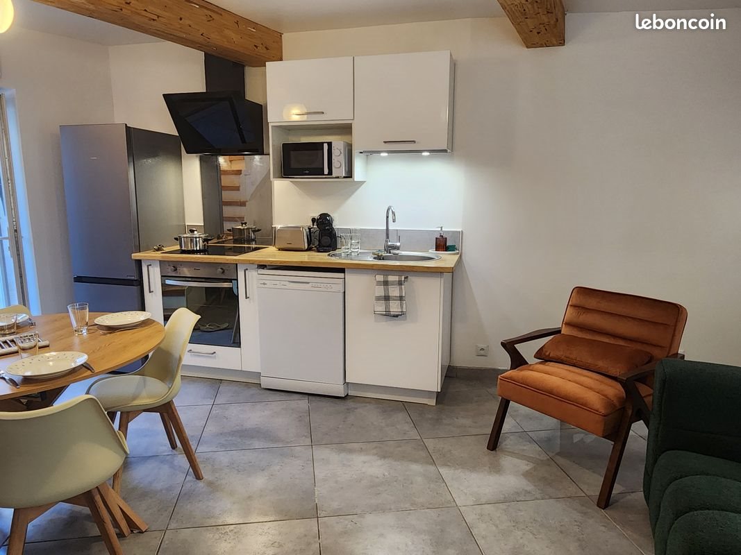Maison à louer, 85m², Vias