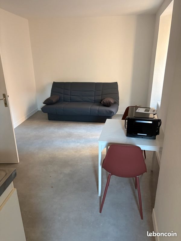 Appartement à louer, 18m², Le Puy-en-Velay