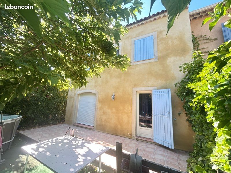Maison à vendre, 104m², Entraigues-sur-la-Sorgue