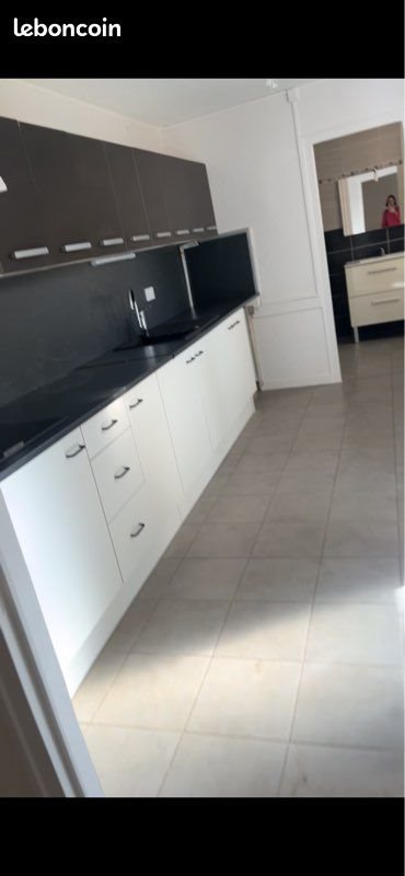 Appartement à louer, 40m², Saint-Céré