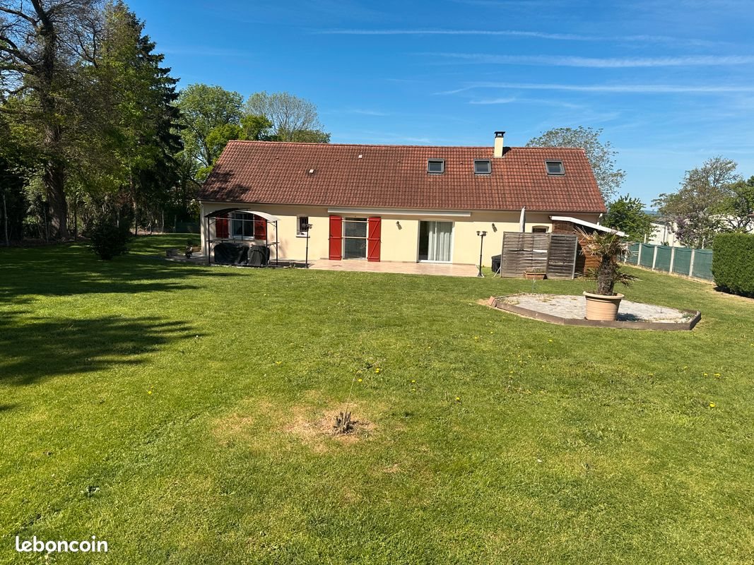 Maison à vendre, 154m², Ajain