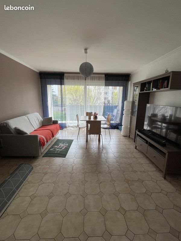 Appartement à louer, 70m², Montmorency