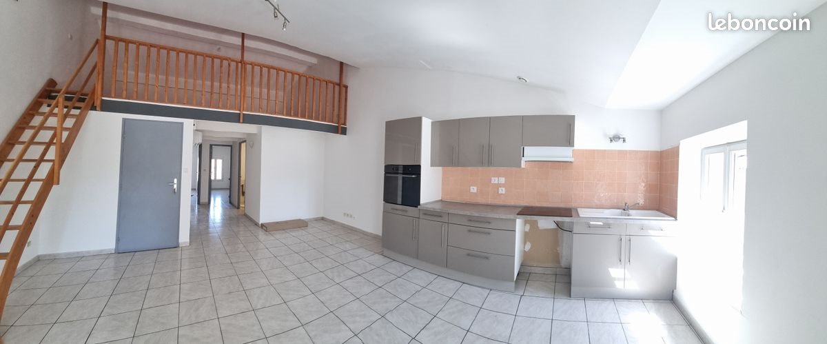 Appartement à louer, 65m², Trouillas