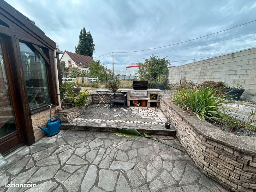 Maison à vendre, 186m², Brou-sur-Chantereine