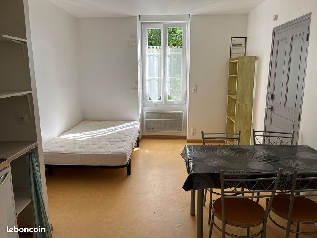 Appartement à louer, 19m², Bressuire