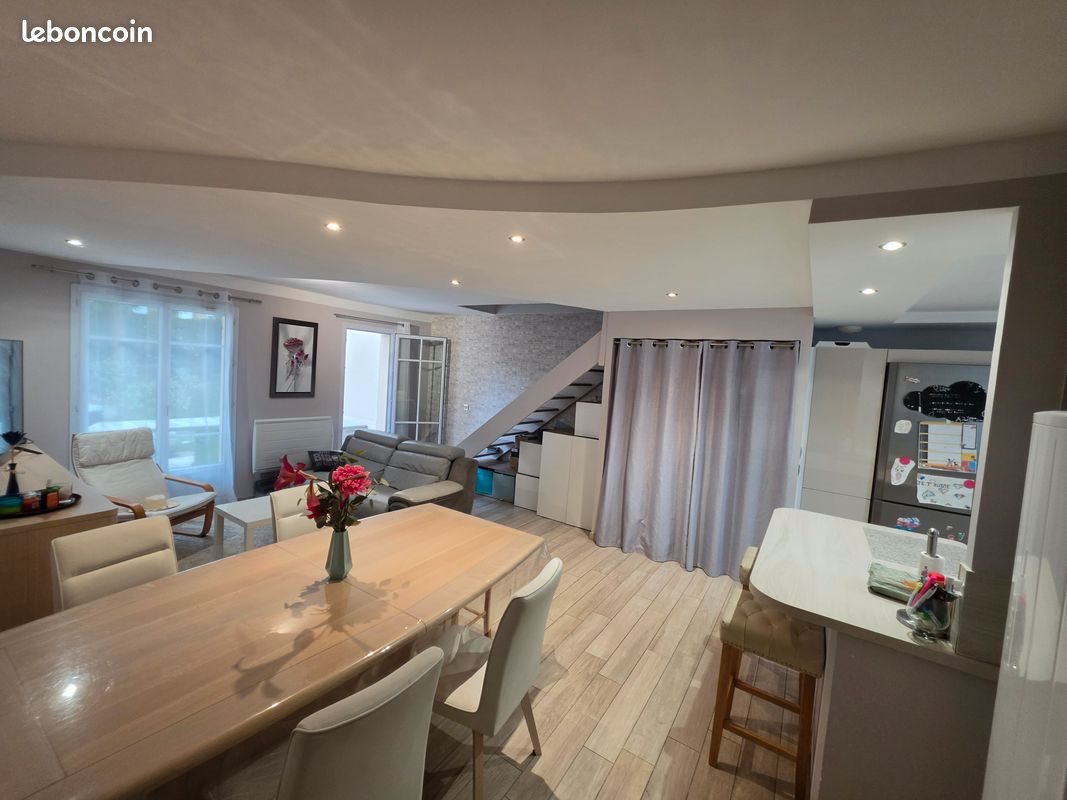 Maison à vendre, 88m², Magny-le-Hongre