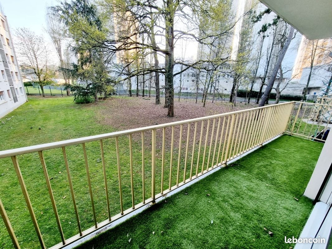 Appartement à louer, 83m², Evry
