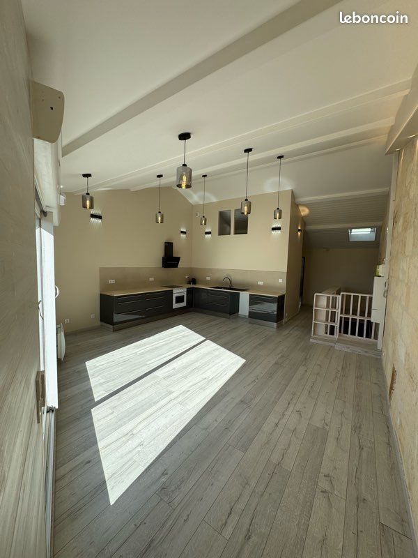Appartement à louer, 74m², Libourne