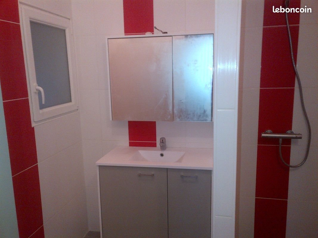 Appartement à louer, 45m², Le Lardin-Saint-Lazare