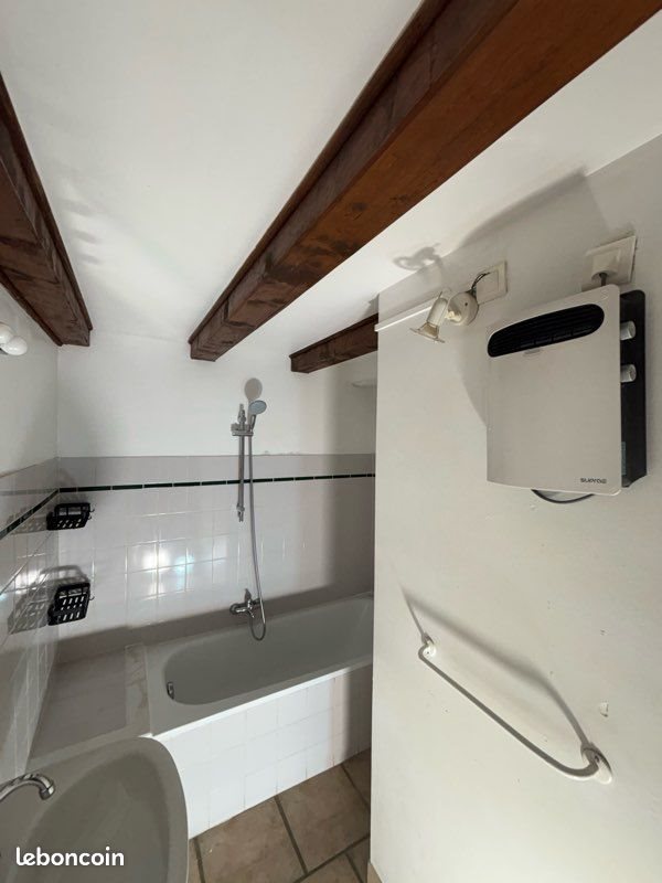 Appartement à louer, 45m², Marseille 16ème