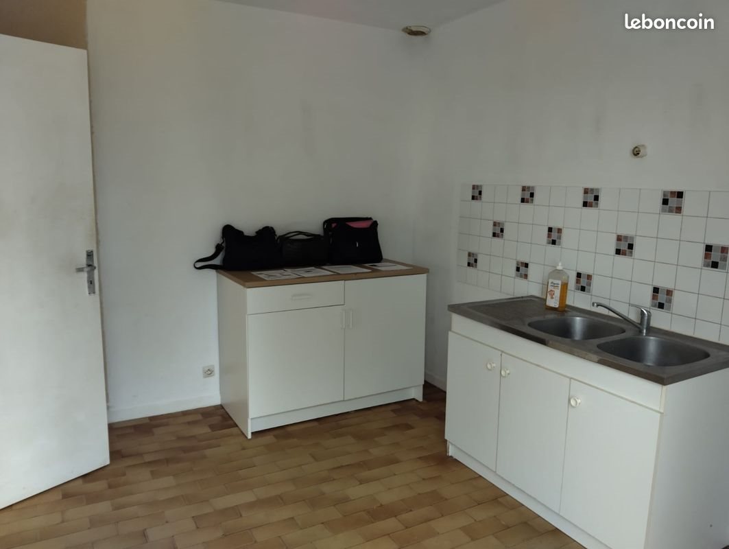 Maison à louer, 80m², Couleuvre