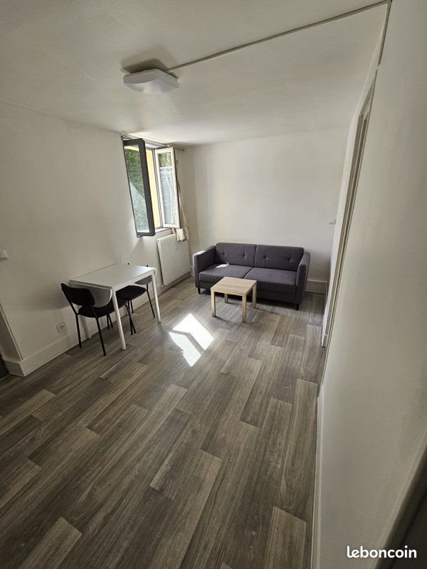 Appartement à louer, 30m², Versailles