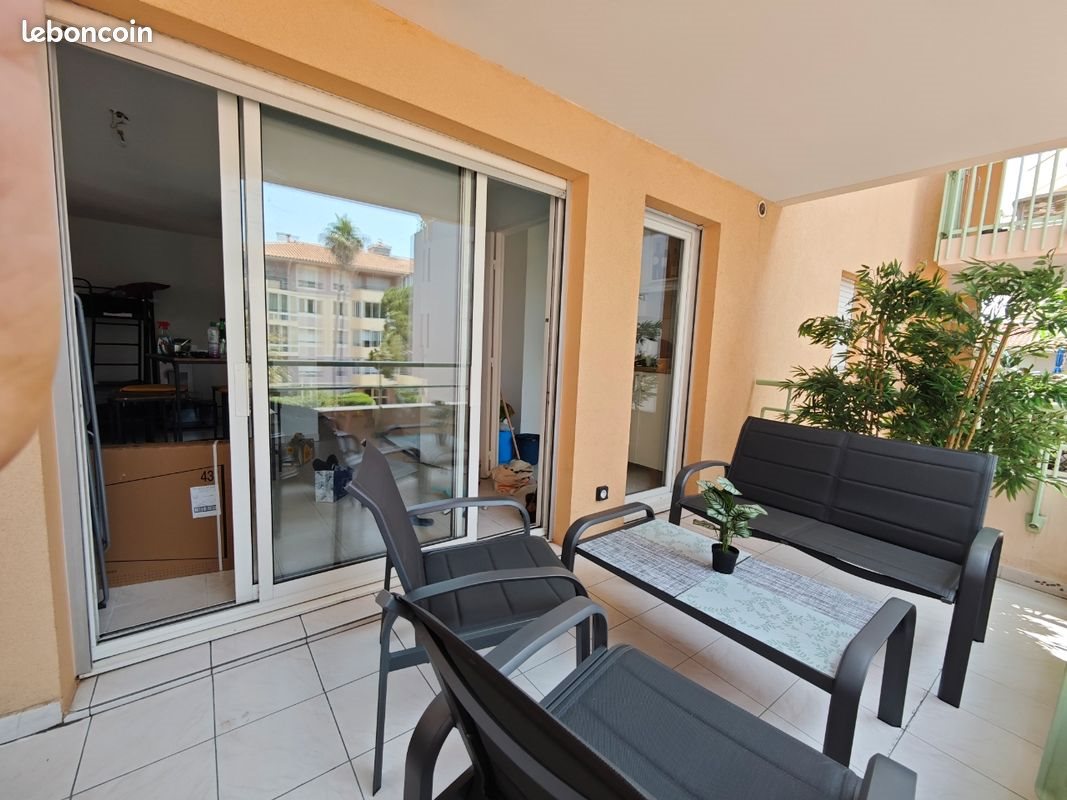 Appartement à louer, 35m², Fréjus