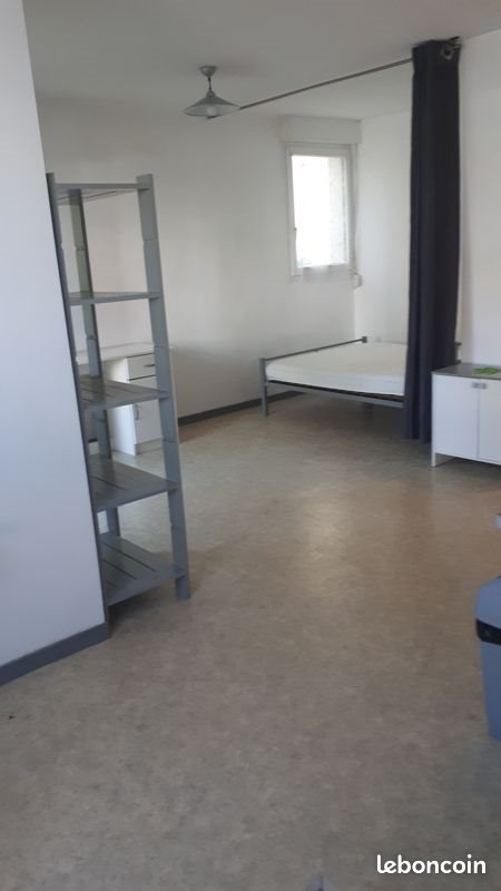 Appartement à louer, 31m², Lons