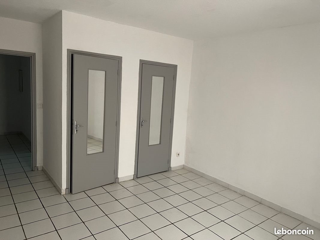 Appartement à louer, 79m², Miramas