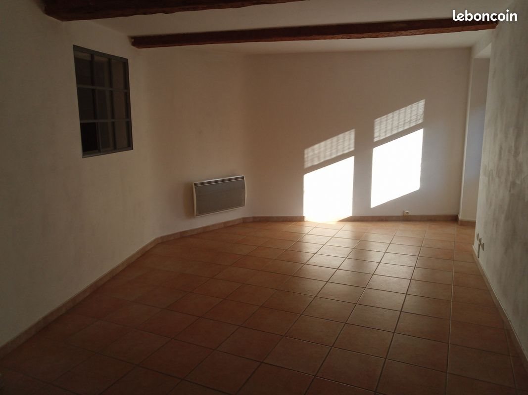 Appartement à louer, 60m², Mirabel-aux-Baronnies