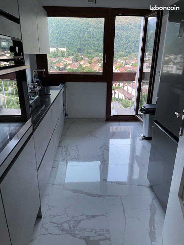 Appartement à louer, 70m², Saint-Egrève