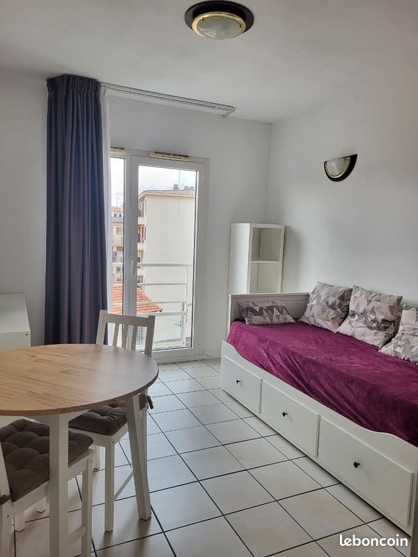 Appartement à louer, 18m², Béziers