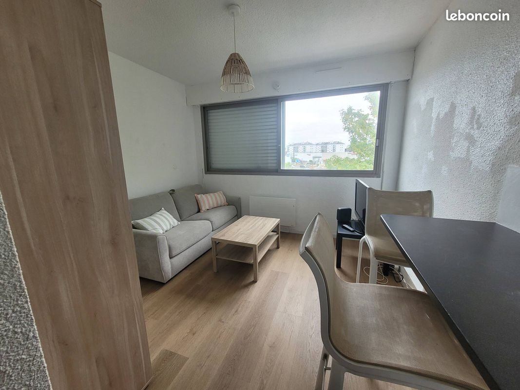 Appartement à louer, 21m², Saint-Nazaire