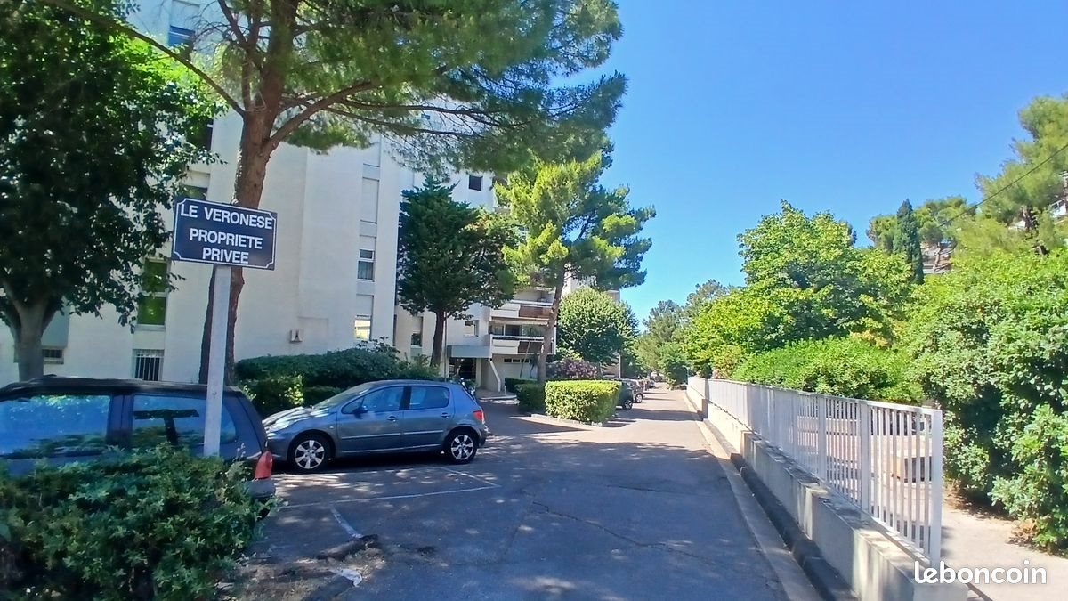 Appartement à louer, 30m², Marseille 8ème