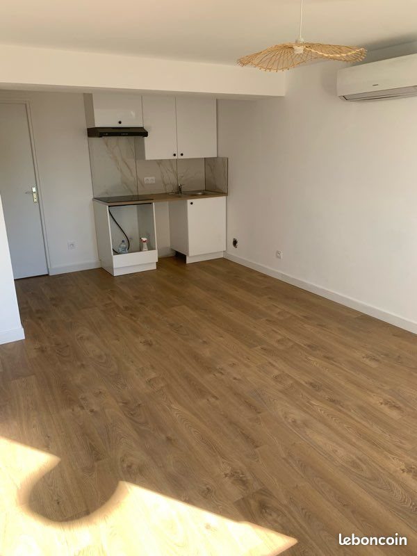Appartement à louer, 49m², Pierrefeu-du-Var