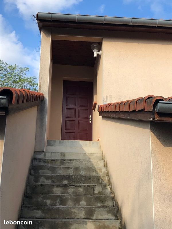 Appartement à louer, 79m², Muret