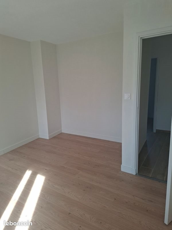 Appartement à louer, 105m², Saint-Geniès-Bellevue