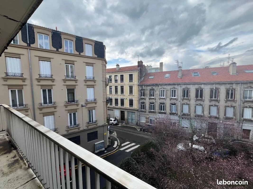 Appartement à louer, 40m², Saint-Étienne
