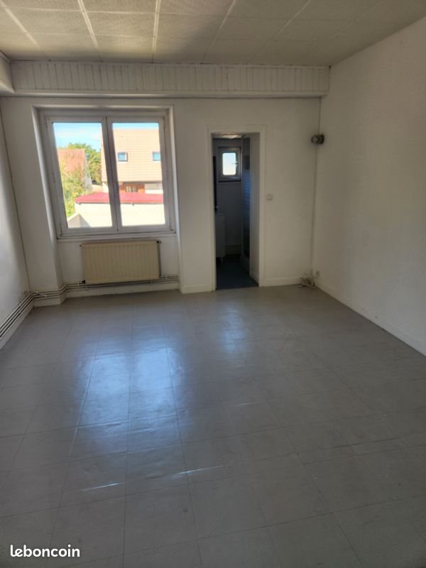 Appartement à louer, 45m², Angerville