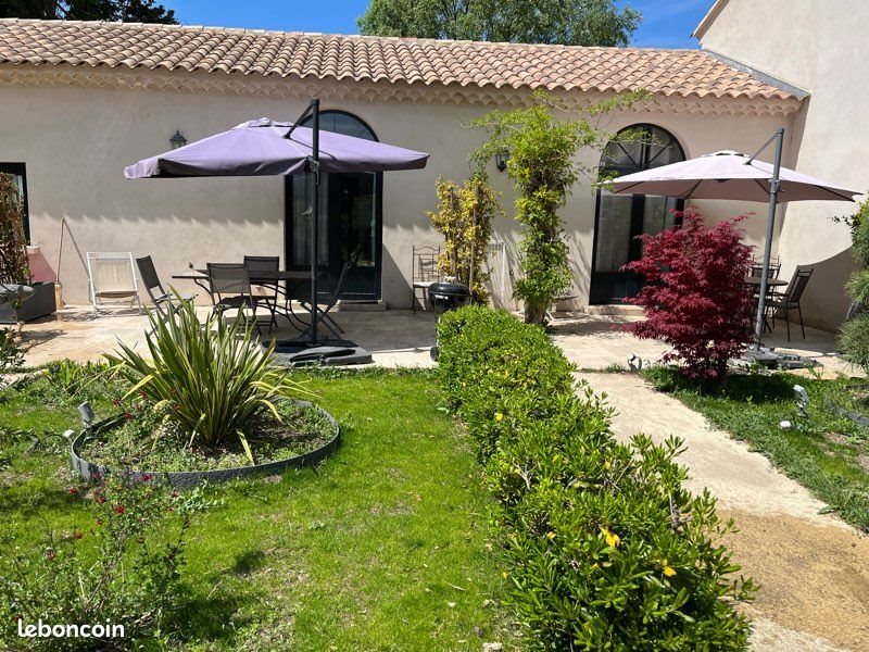 Maison à louer, 32m², Eyragues